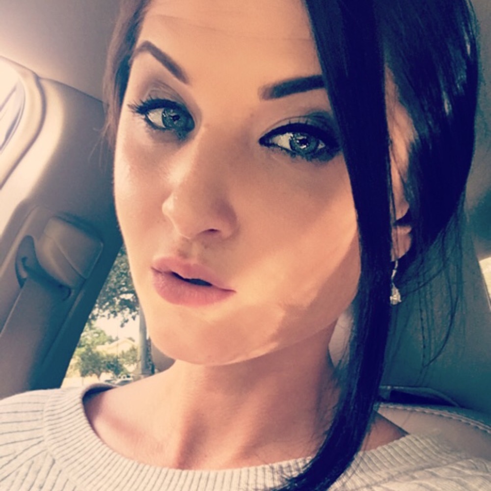 Meet your Posher, Kyla